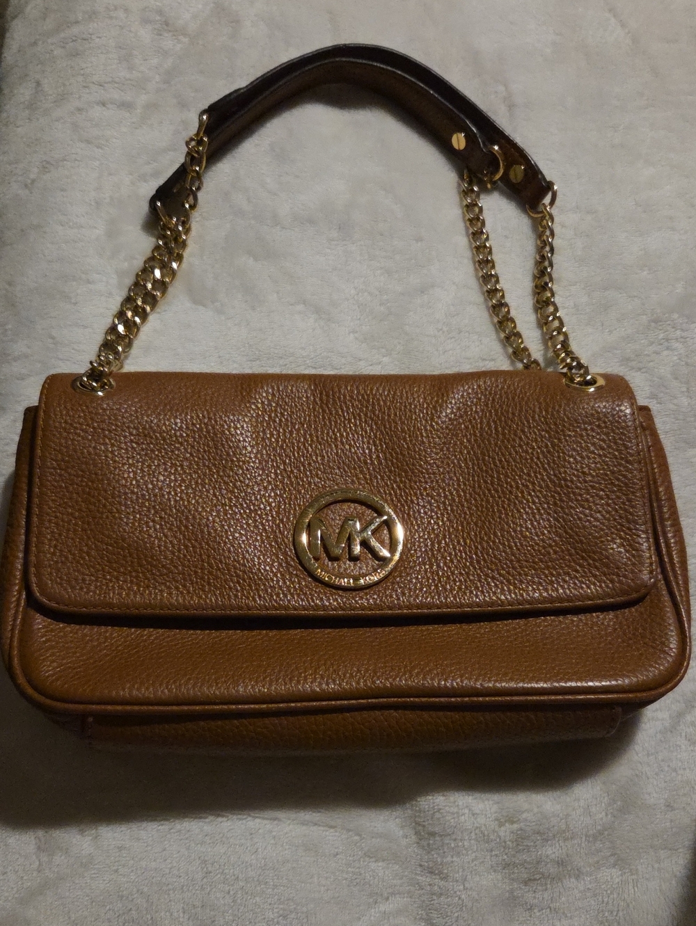 Michael Kors Tan Pebbled Leather Shoulder Bag with Gold Chain